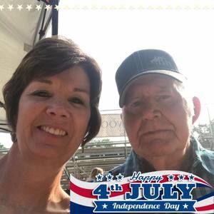 Meet your Posher, Laurie